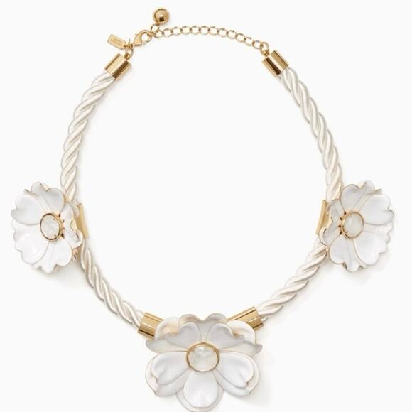 Kate Spade New York Bright Blossom White Flower 12k Plated Statement Necklace - Picture 11 of 12